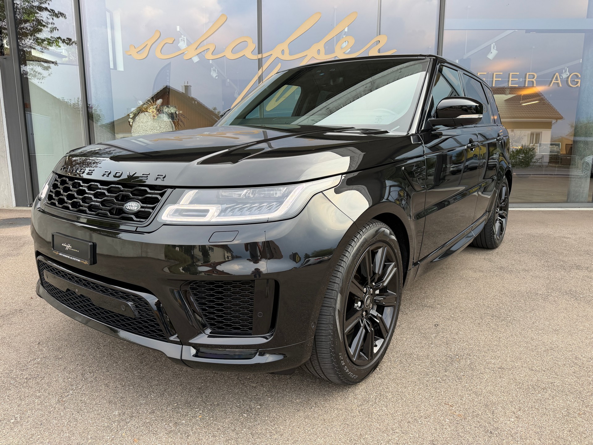 LAND ROVER Range Rover Sport D300 3.0D I6 MHEV HSE Dynamic Automatic-image-1