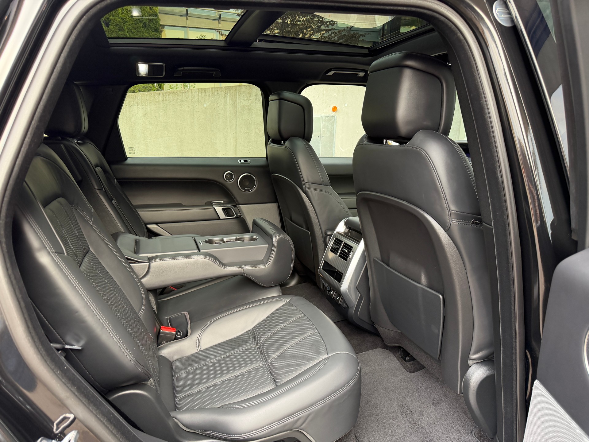 LAND ROVER Range Rover Sport D300 3.0D I6 MHEV HSE Dynamic Automatic-image-18
