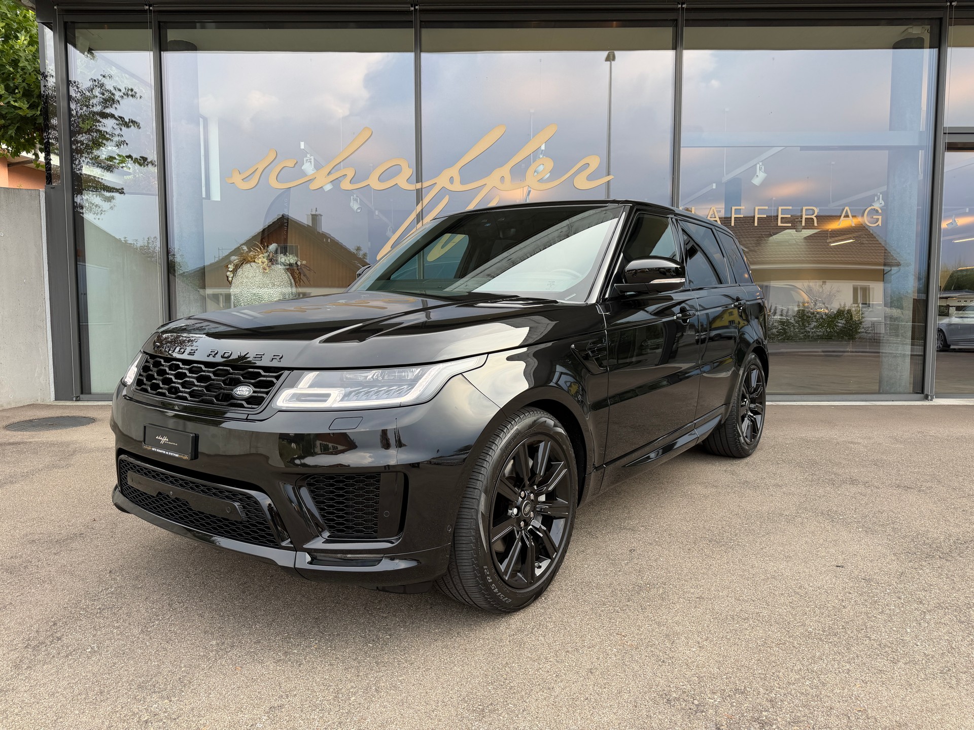 LAND ROVER Range Rover Sport D300 3.0D I6 MHEV HSE Dynamic Automatic-image-0