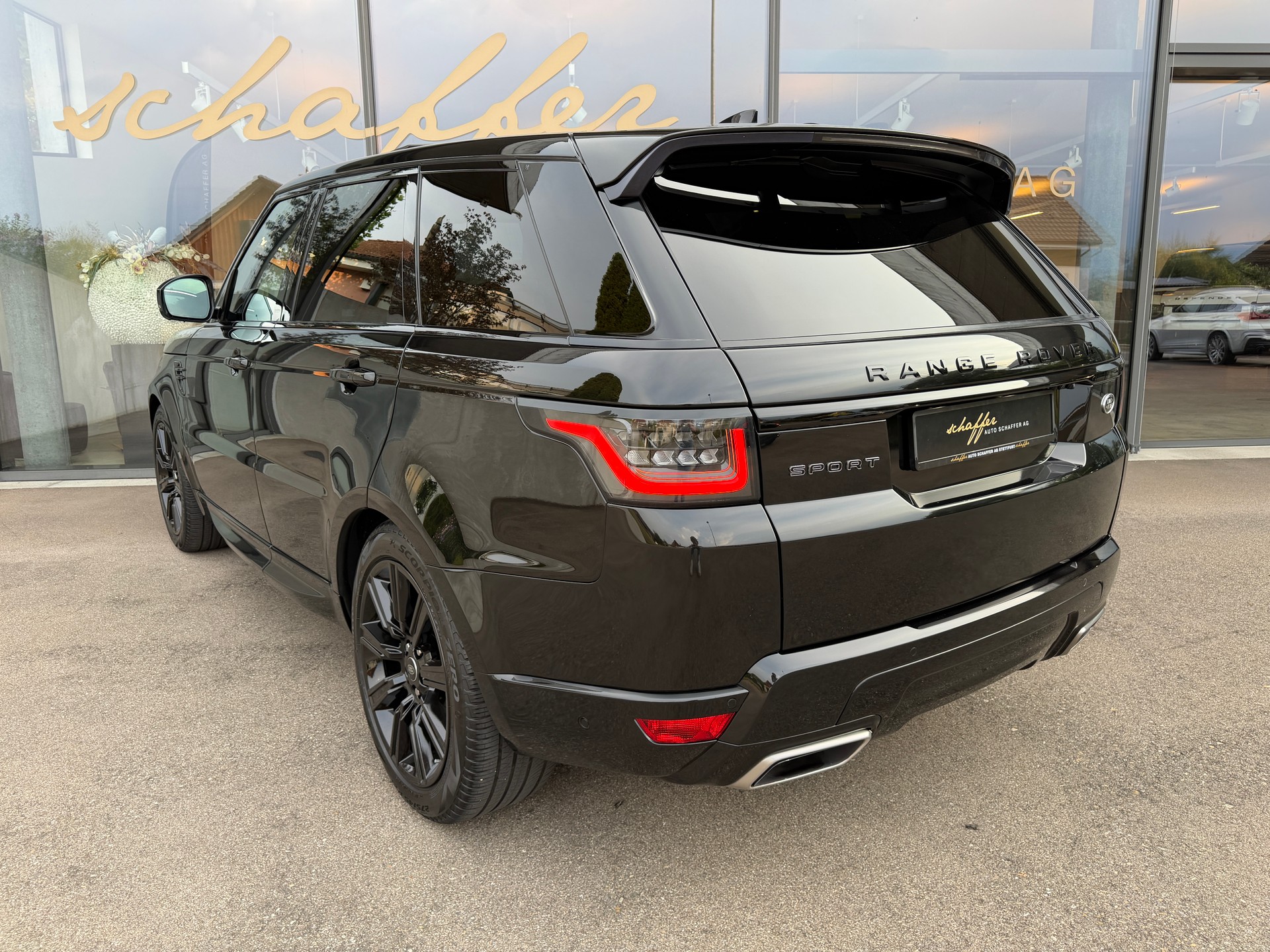LAND ROVER Range Rover Sport D300 3.0D I6 MHEV HSE Dynamic Automatic-image-6