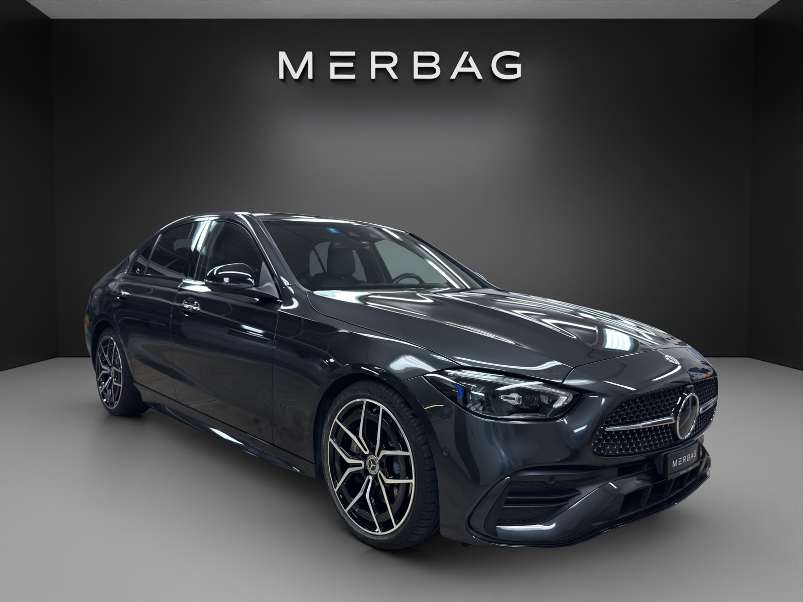 MERCEDES-BENZ C 300 T AMG Line-image-5