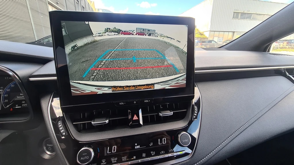 TOYOTA Corolla Touring Sports 1.8 HSD Comfort e-CVT ** 140 PS ** 10Jahre oder 180000 KM Garantie ** Gr-Navi mit Touchscreen **-image-8