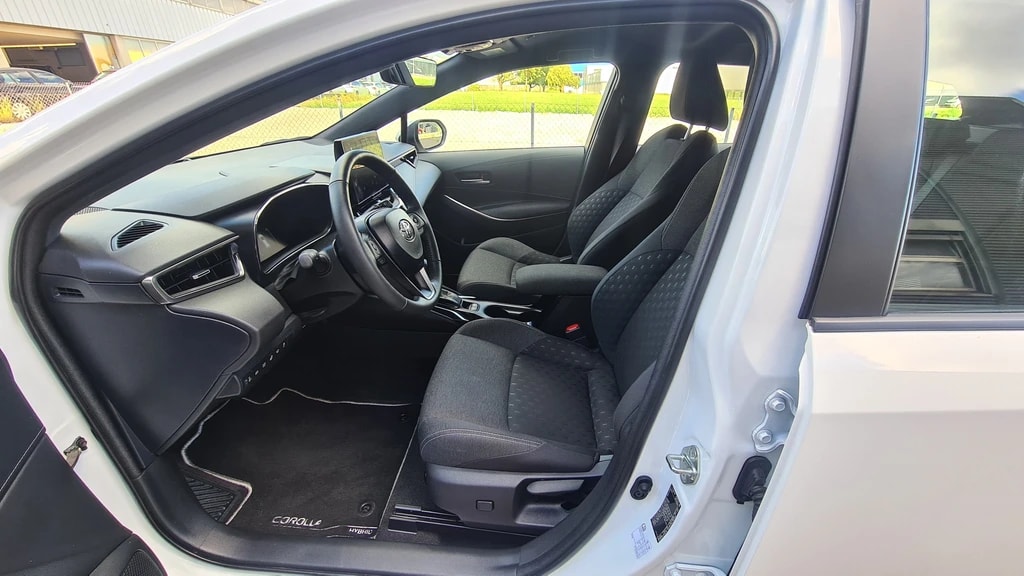 TOYOTA Corolla Touring Sports 1.8 HSD Comfort e-CVT ** 140 PS ** 10Jahre oder 180000 KM Garantie ** Gr-Navi mit Touchscreen **-image-10