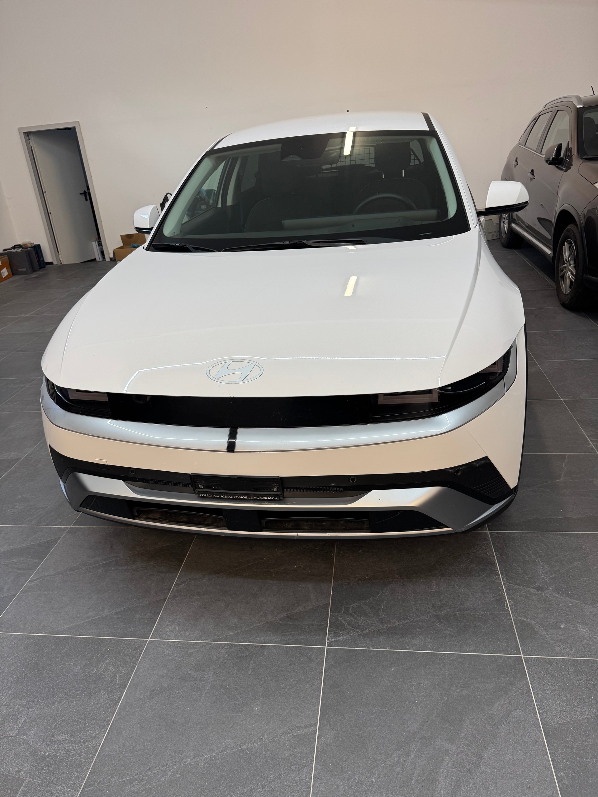 HYUNDAI Ioniq 5 77kWh Origo 2WD-image-1