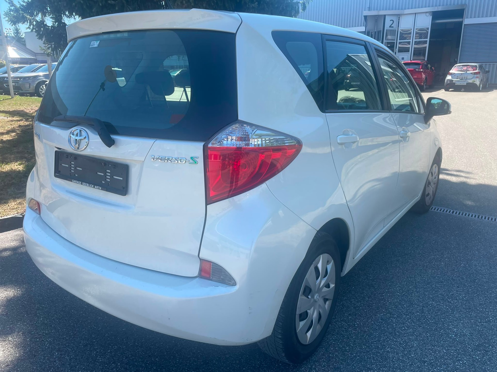 TOYOTA Verso-S 1.4 D-4D Linea Luna-image-3