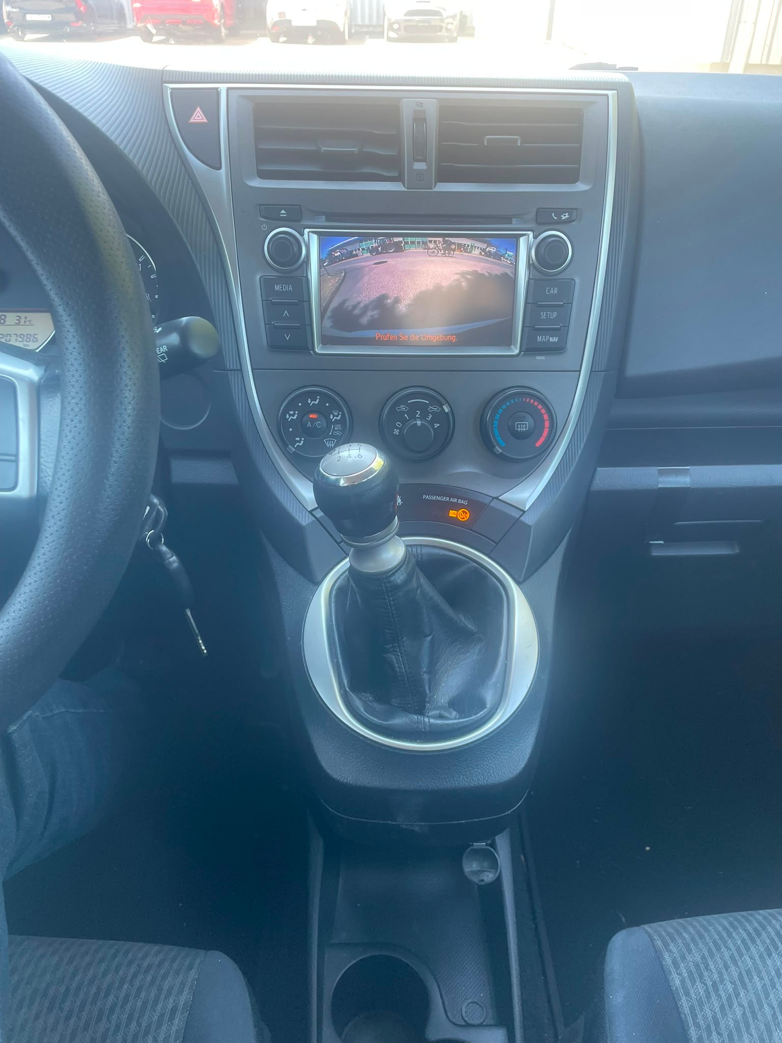 TOYOTA Verso-S 1.4 D-4D Linea Luna-image-7