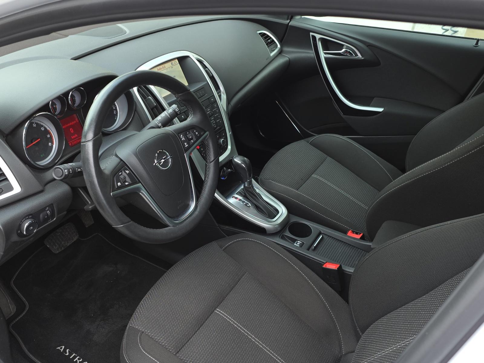 OPEL Astra 1.6 T eTEC Sport-image-15