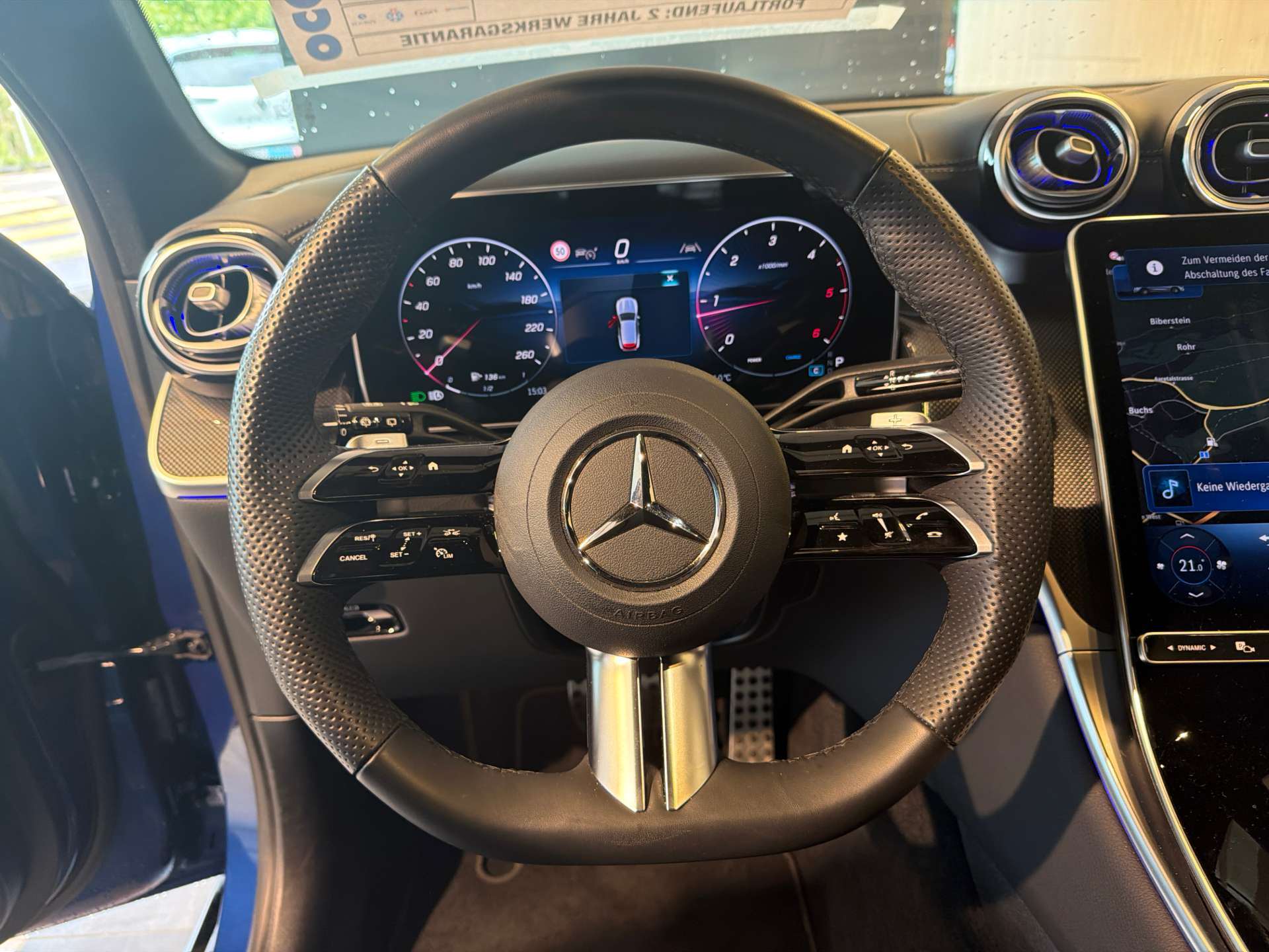 MERCEDES-BENZ GLC 220 d AMG-Line 4Matic G-Tronic Automat-image-15
