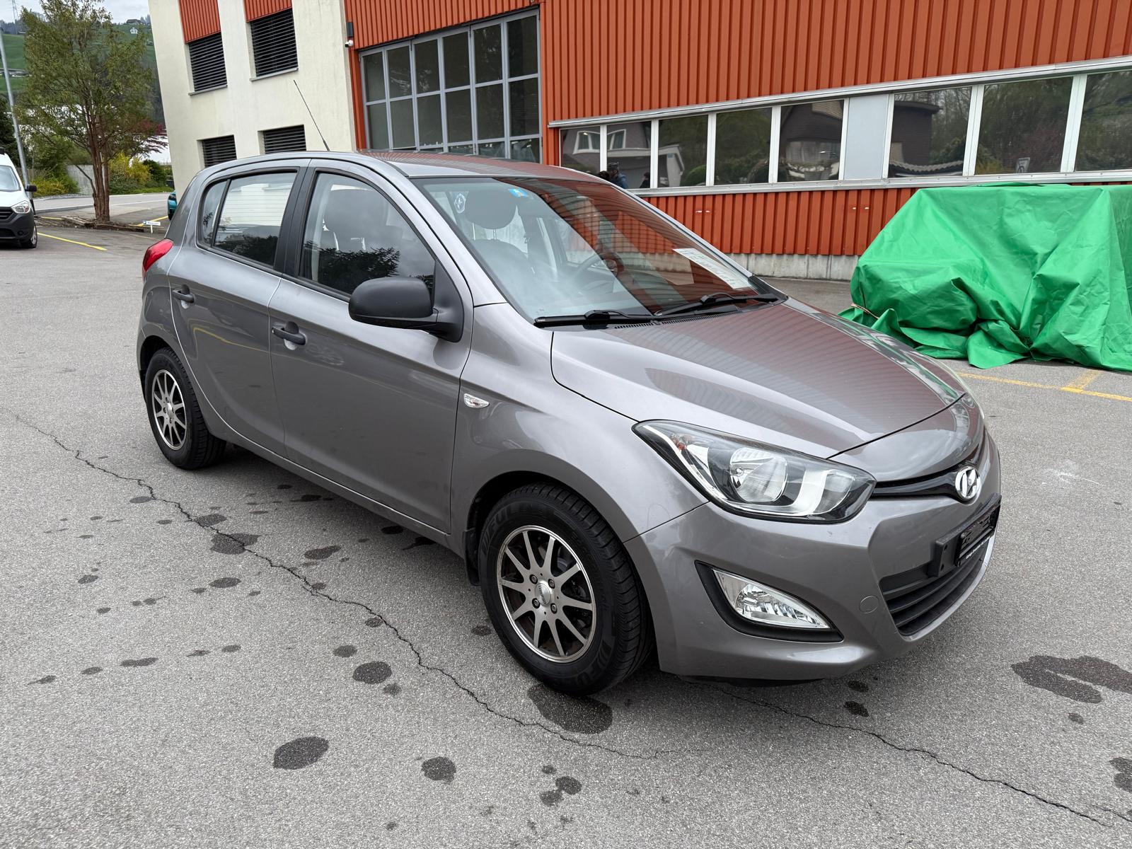 HYUNDAI i20 1.2 Comfort-image-1