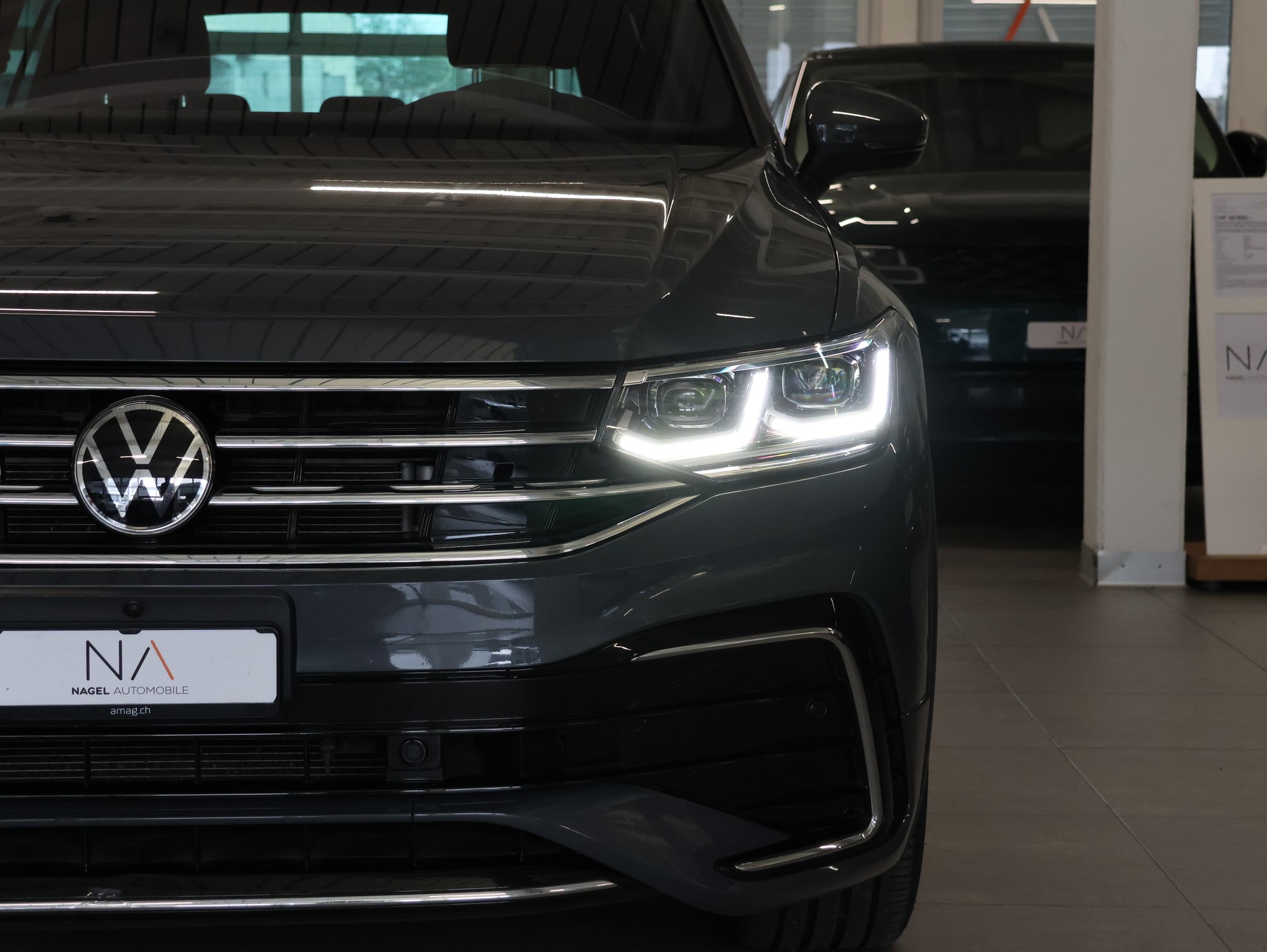 VW Tiguan 2.0TSI R-Line 4Motion DSG *360 Kamera* *Sitzheizung* *Harman/Kardon*-image-3