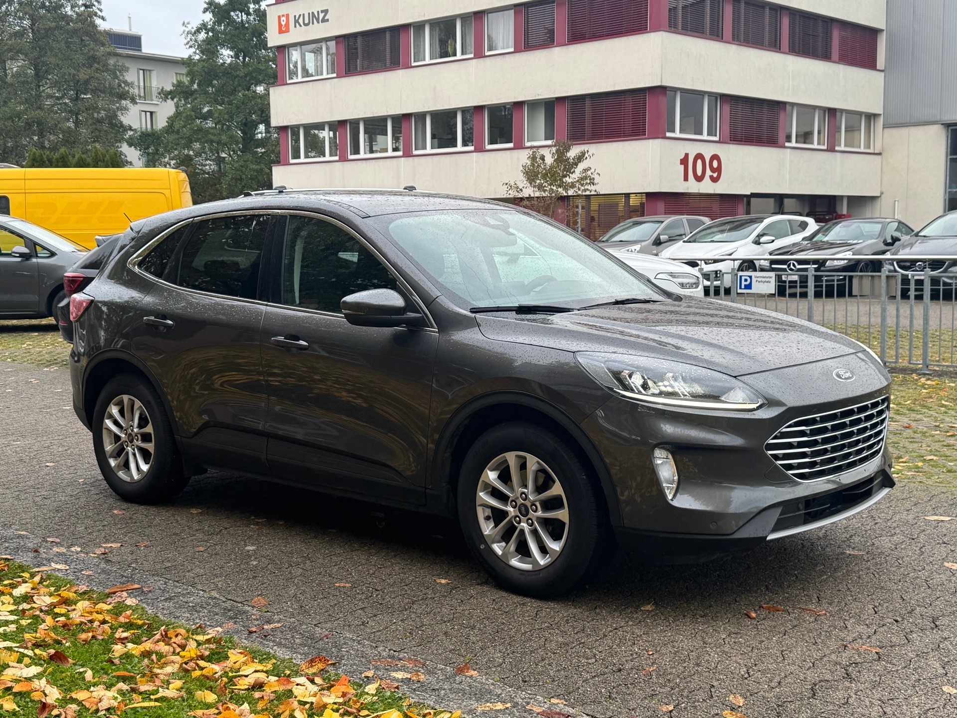 FORD Kuga 2.0 TDCi EcoBlue Titanium X 4WD-image-2