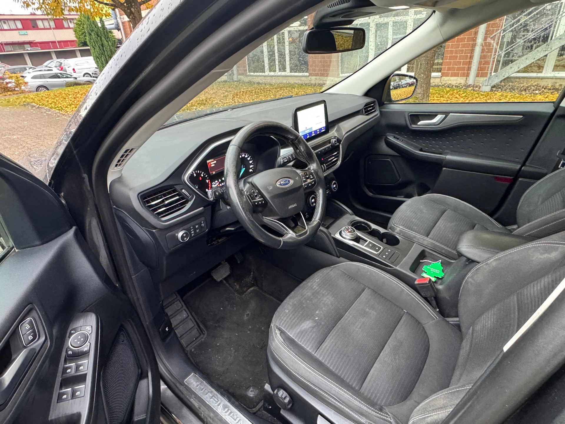 FORD Kuga 2.0 TDCi EcoBlue Titanium X 4WD-image-5