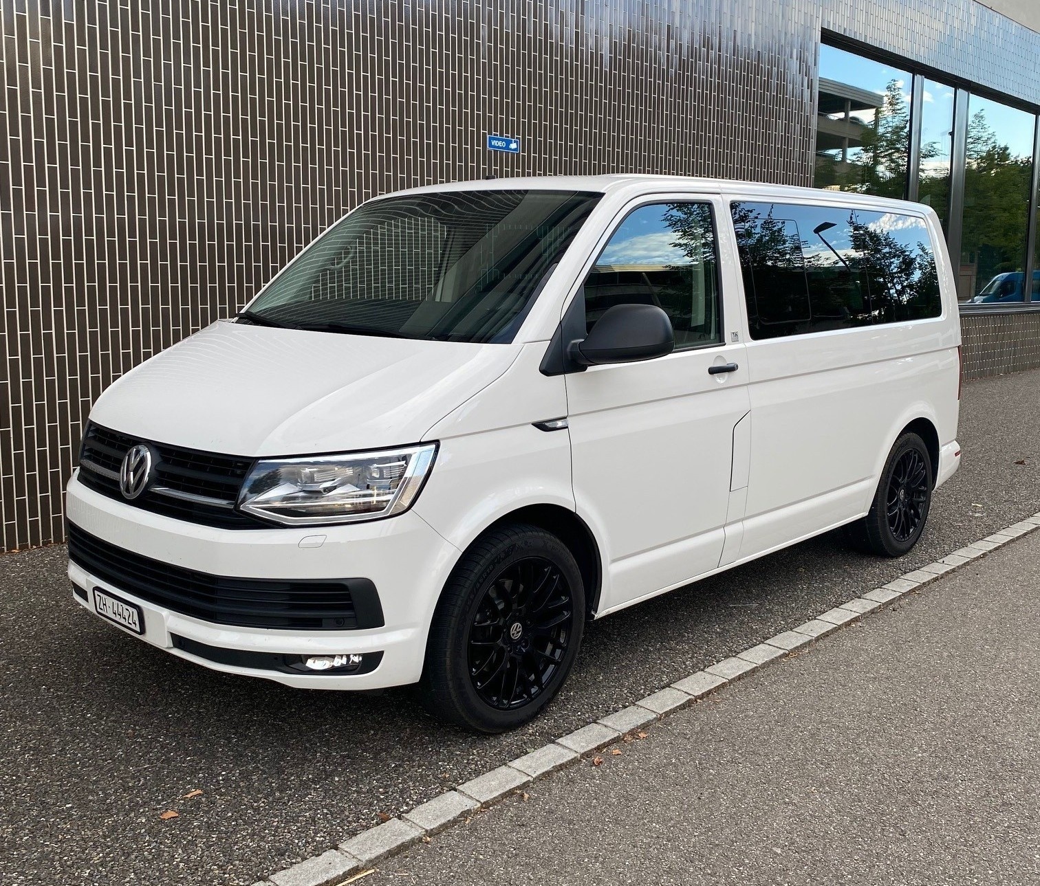VW 2.0 TDI 150 TL Liberty-image-4