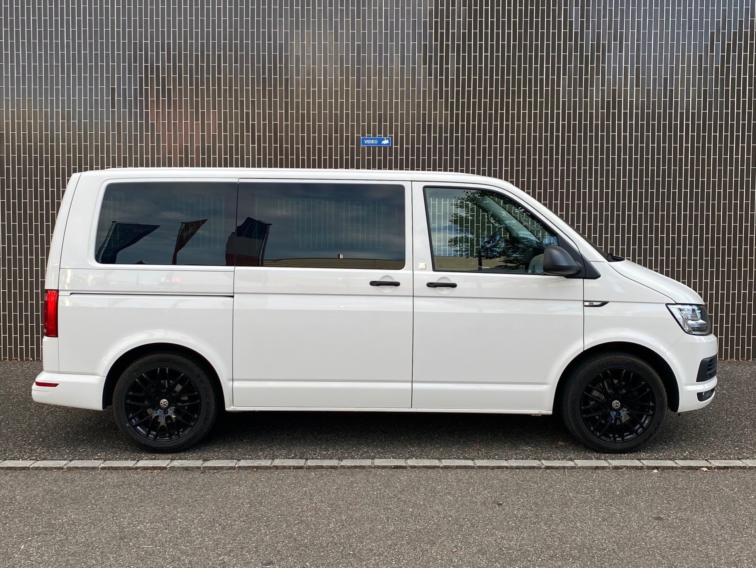 VW 2.0 TDI 150 TL Liberty-image-1