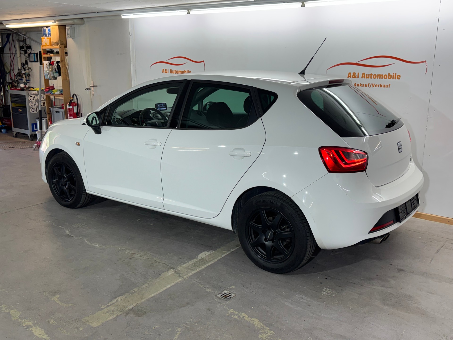 SEAT Ibiza 1.6 TDI FR-image-3