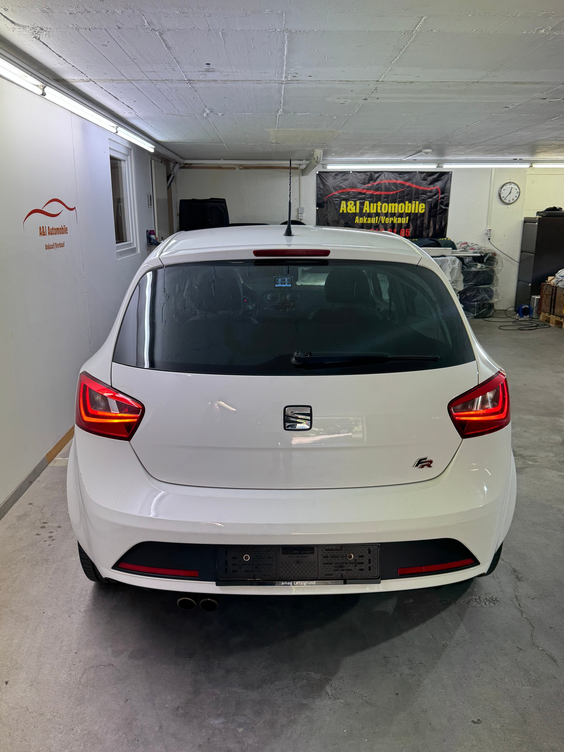 SEAT Ibiza 1.6 TDI FR-image-5