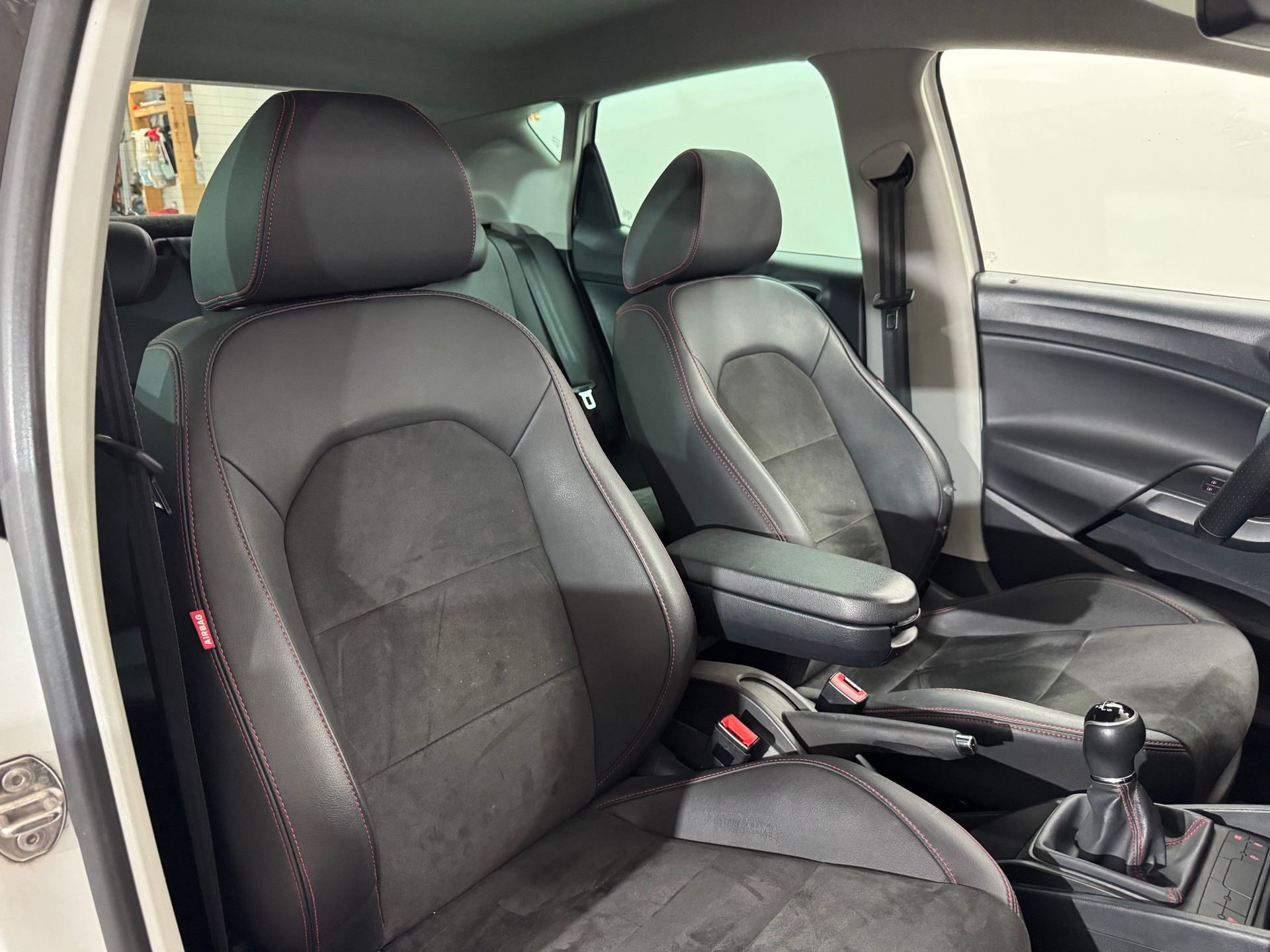 SEAT Ibiza 1.6 TDI FR-image-9