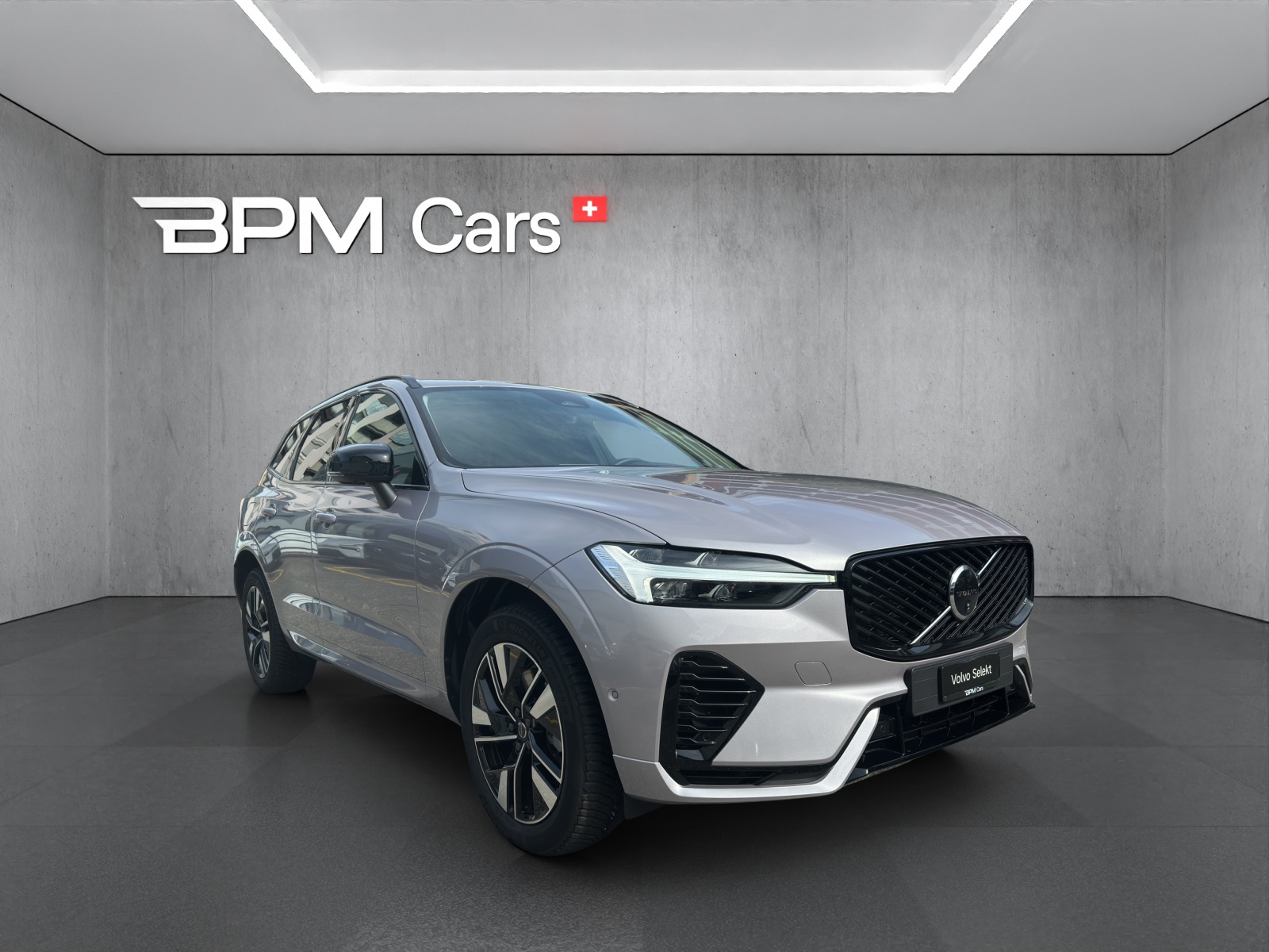 VOLVO XC60 2.0 T6 TE Plus Dark eAWD-image-5