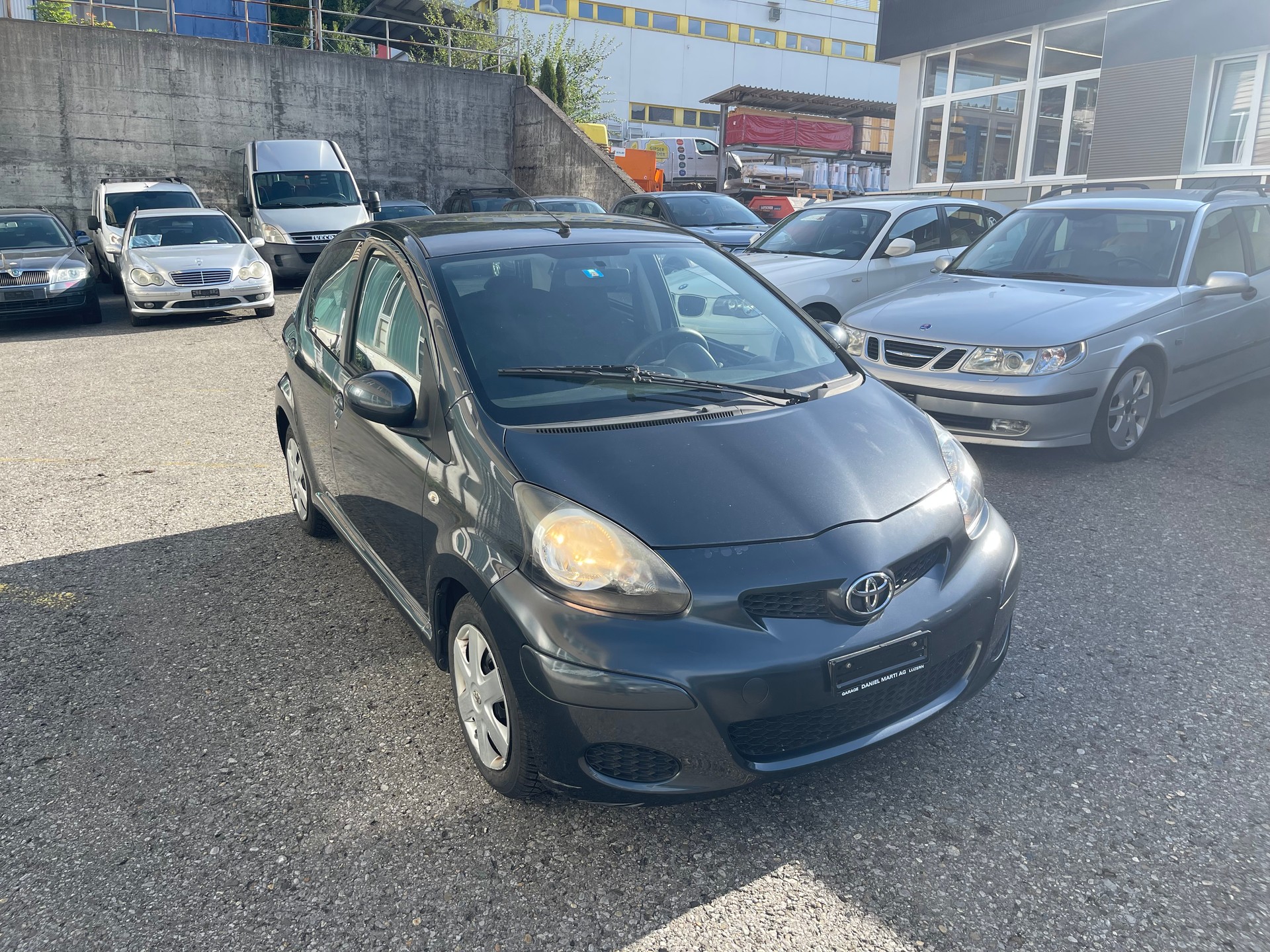 TOYOTA Aygo 1.0 Linea Sol-image-2
