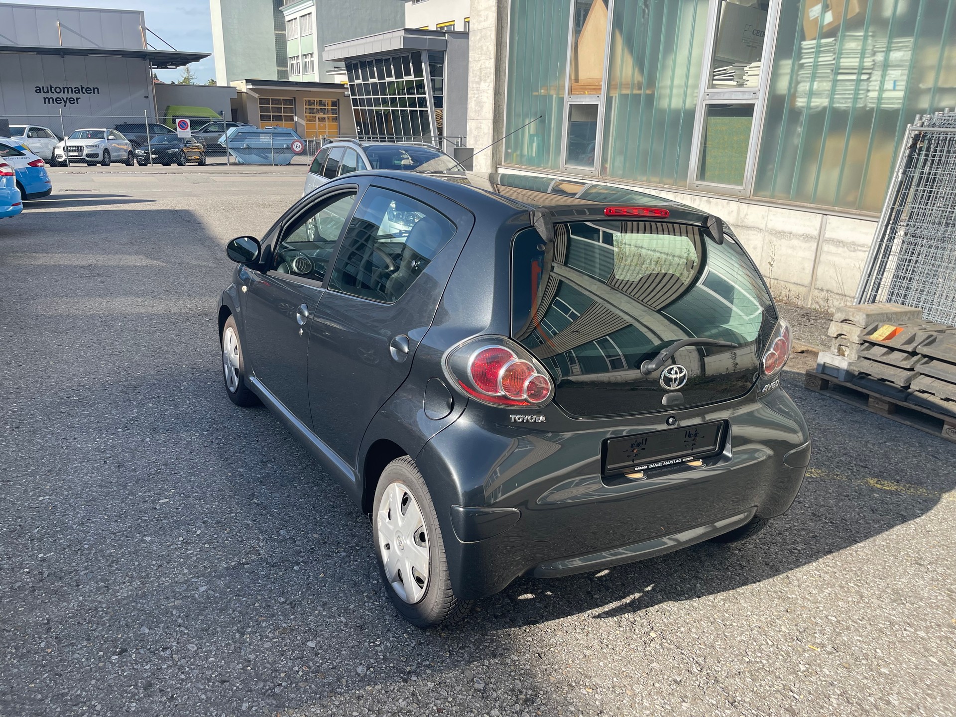 TOYOTA Aygo 1.0 Linea Sol-image-3