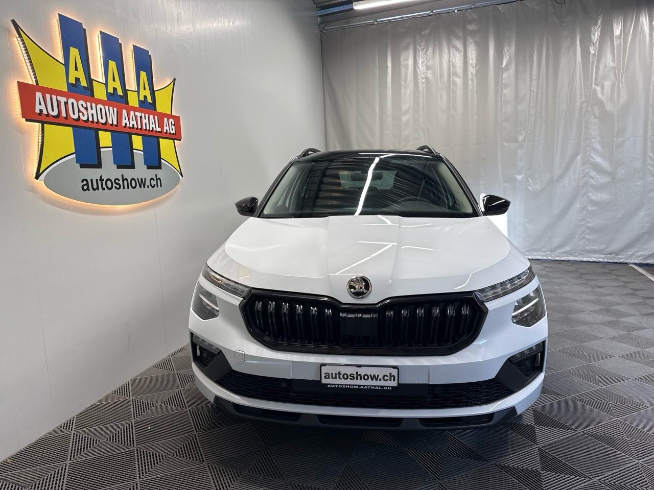 SKODA Kamiq 1.0 TSI Selection Black Pack-image-10