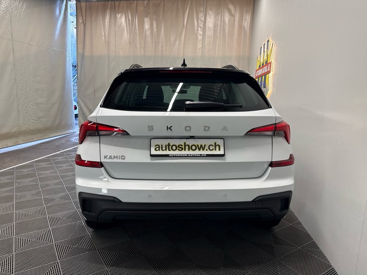 SKODA Kamiq 1.0 TSI Selection Black Pack-image-11