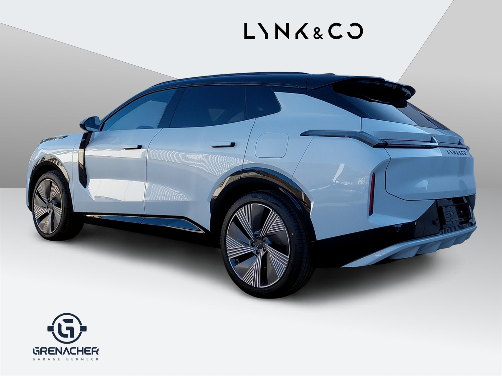LYNK & CO 08 1.5 PHEV More-image-4