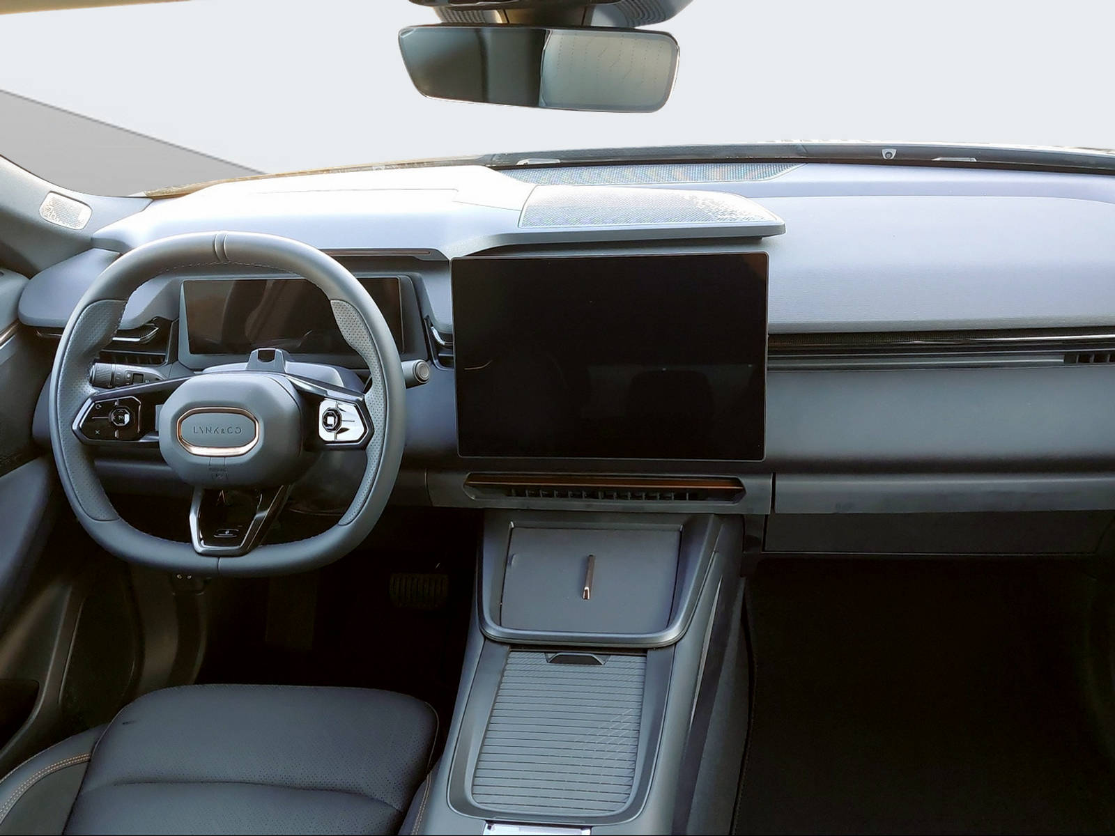 LYNK & CO 08 1.5 PHEV More-image-14
