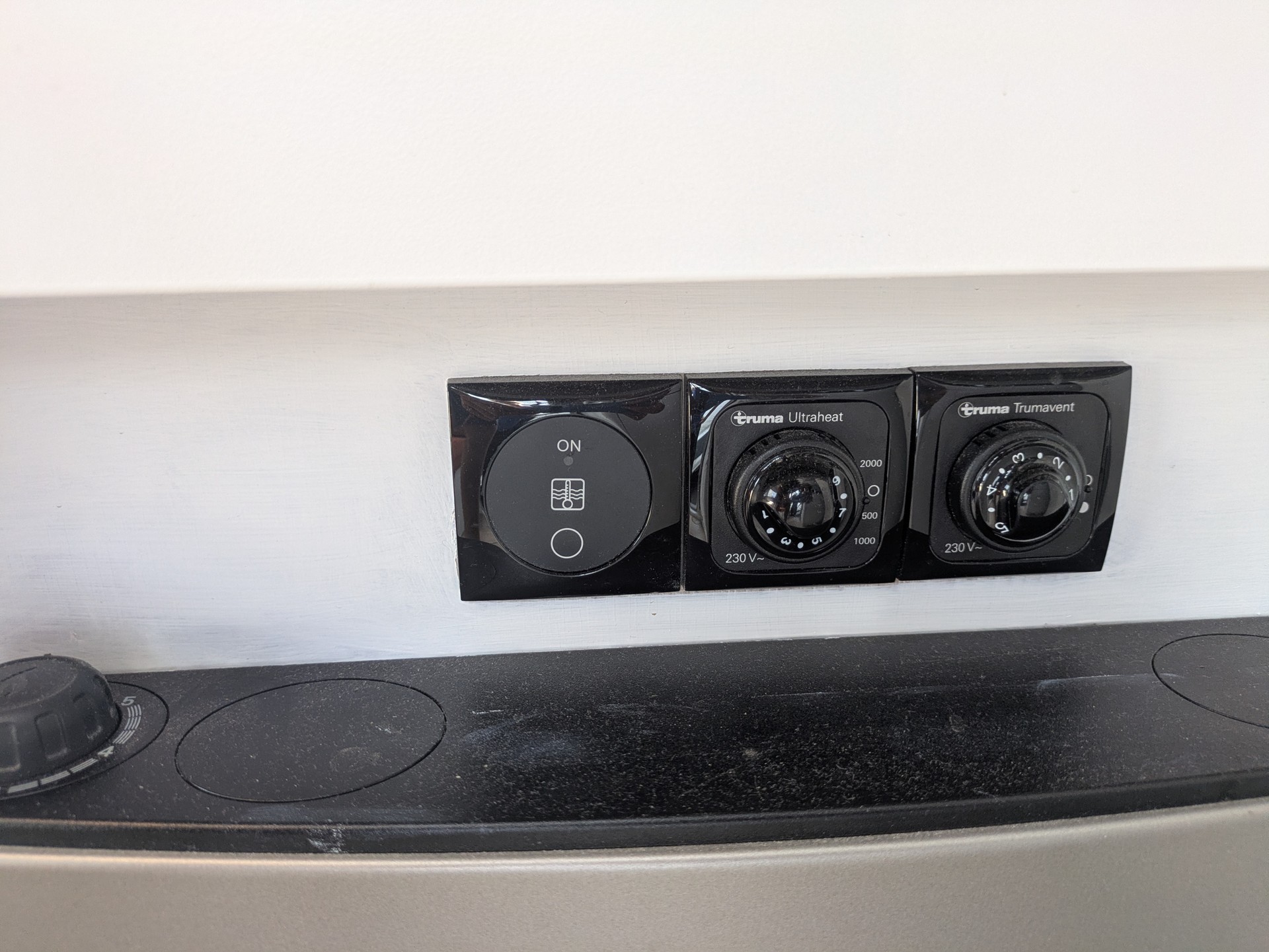 BÜRSTNER Premio Life 430 TS-image-15