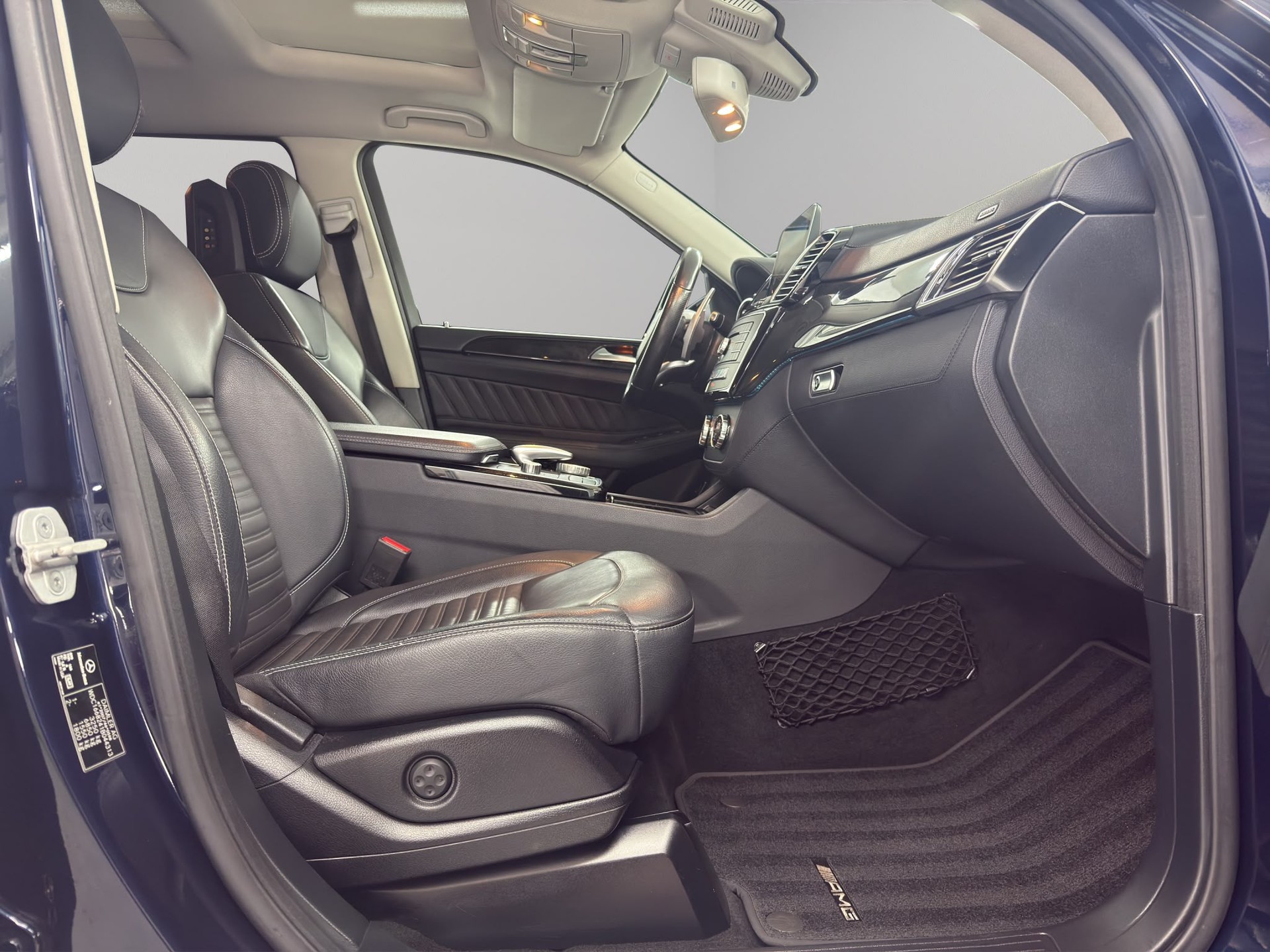 MERCEDES-BENZ GLS 350 d 4Matic 9G-TRONIC-image-12
