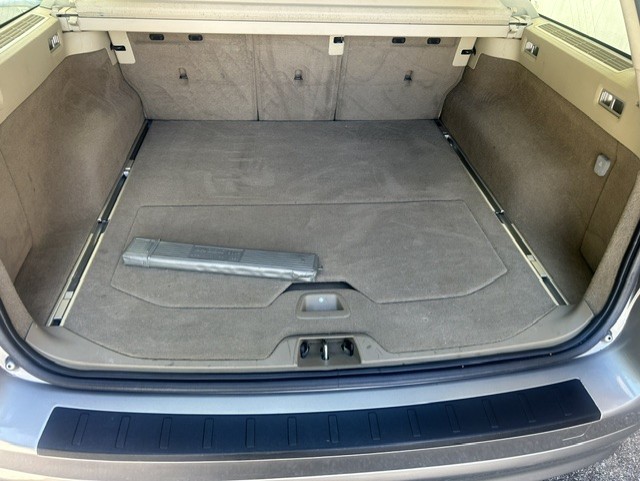 VOLVO V70 2.0 Momentum-image-8