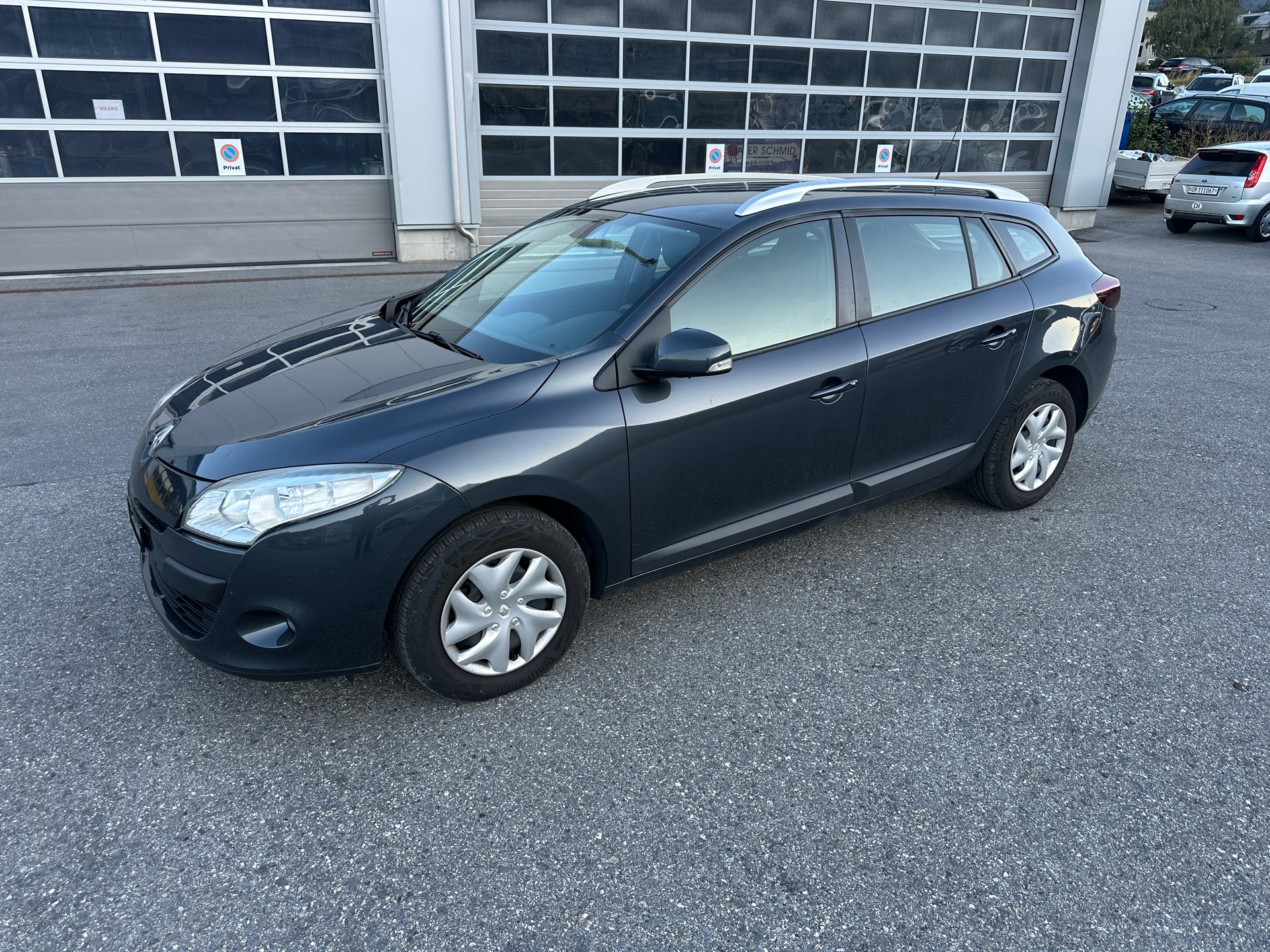 RENAULT Mégane Grandtour 1.4 16V Turbo Expression-image-2