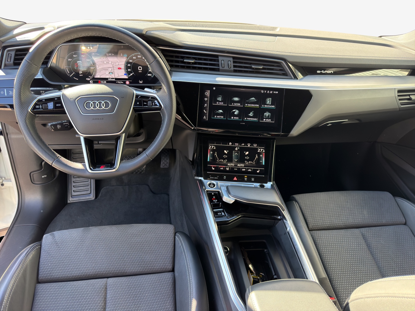 AUDI e-tron 55 Advanced Black Edition quattro-image-9