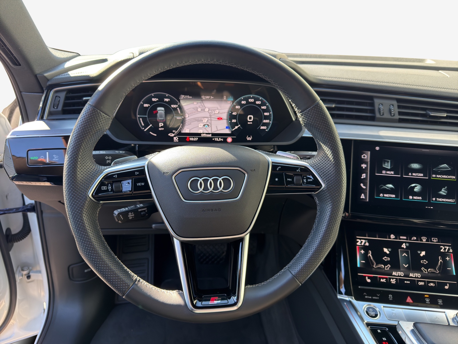 AUDI e-tron 55 Advanced Black Edition quattro-image-10