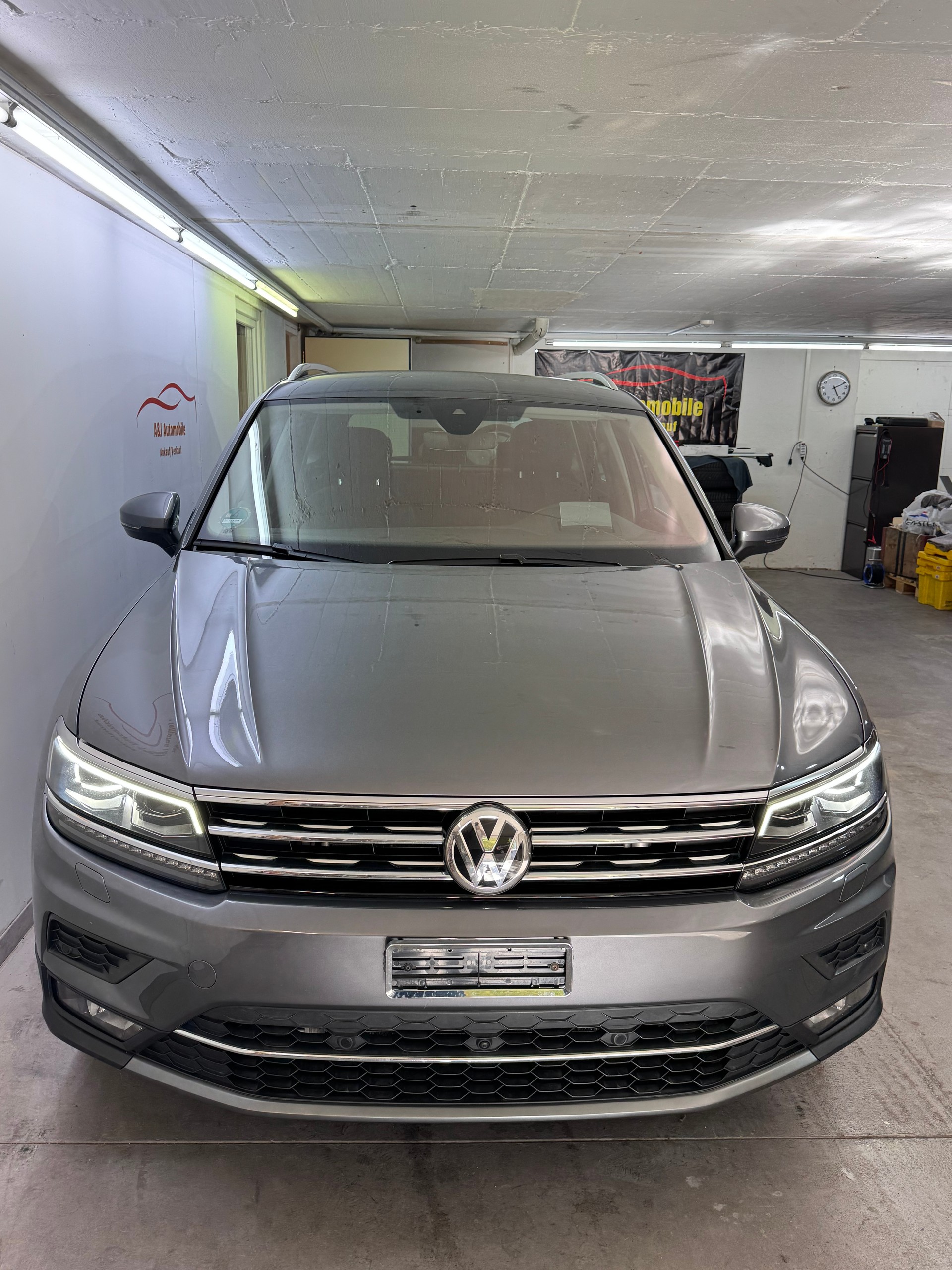 VW Tiguan 2.0TSI Highline 4Motion DSG-image-4