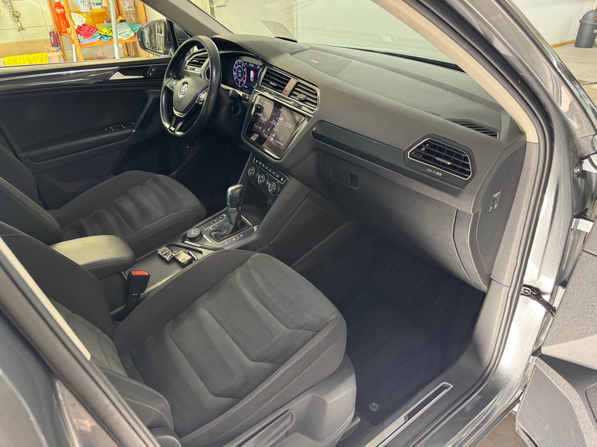 VW Tiguan 2.0TSI Highline 4Motion DSG-image-7