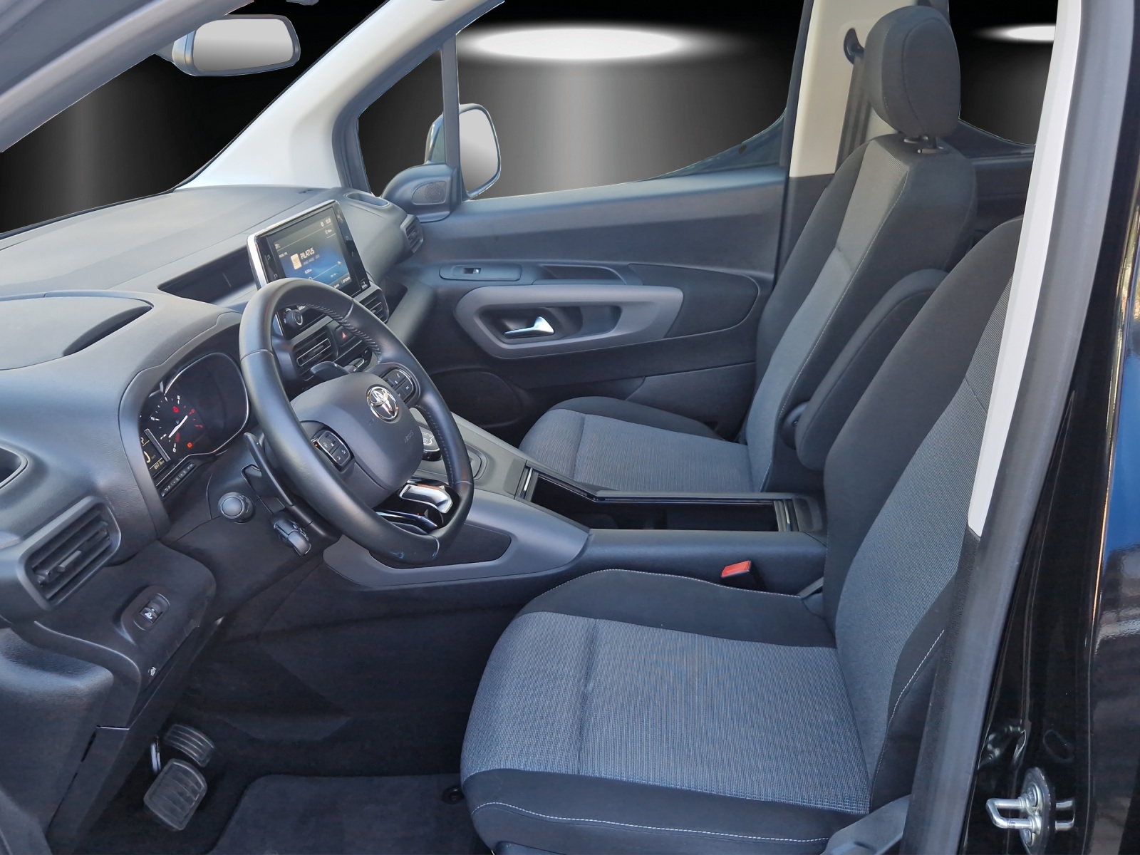 TOYOTA Proace City Verso 1.2 Trend Medium Automatik-image-9