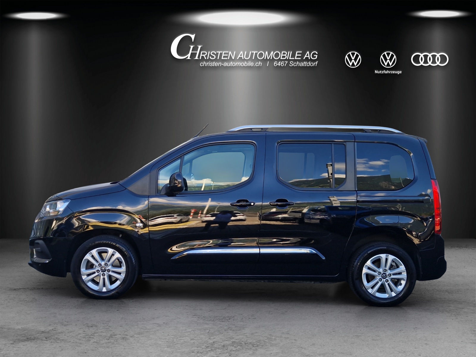 TOYOTA Proace City Verso 1.2 Trend Medium Automatik-image-1