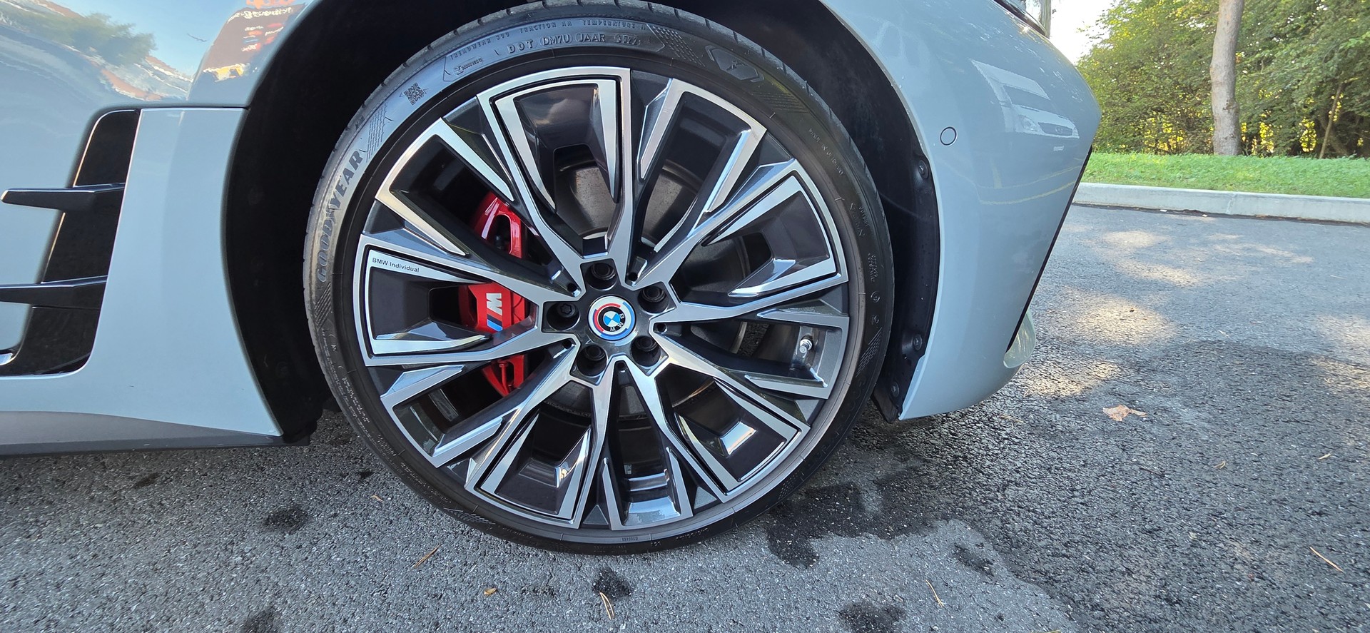 BMW i4 M50 xDrive M Sport Pro-image-4
