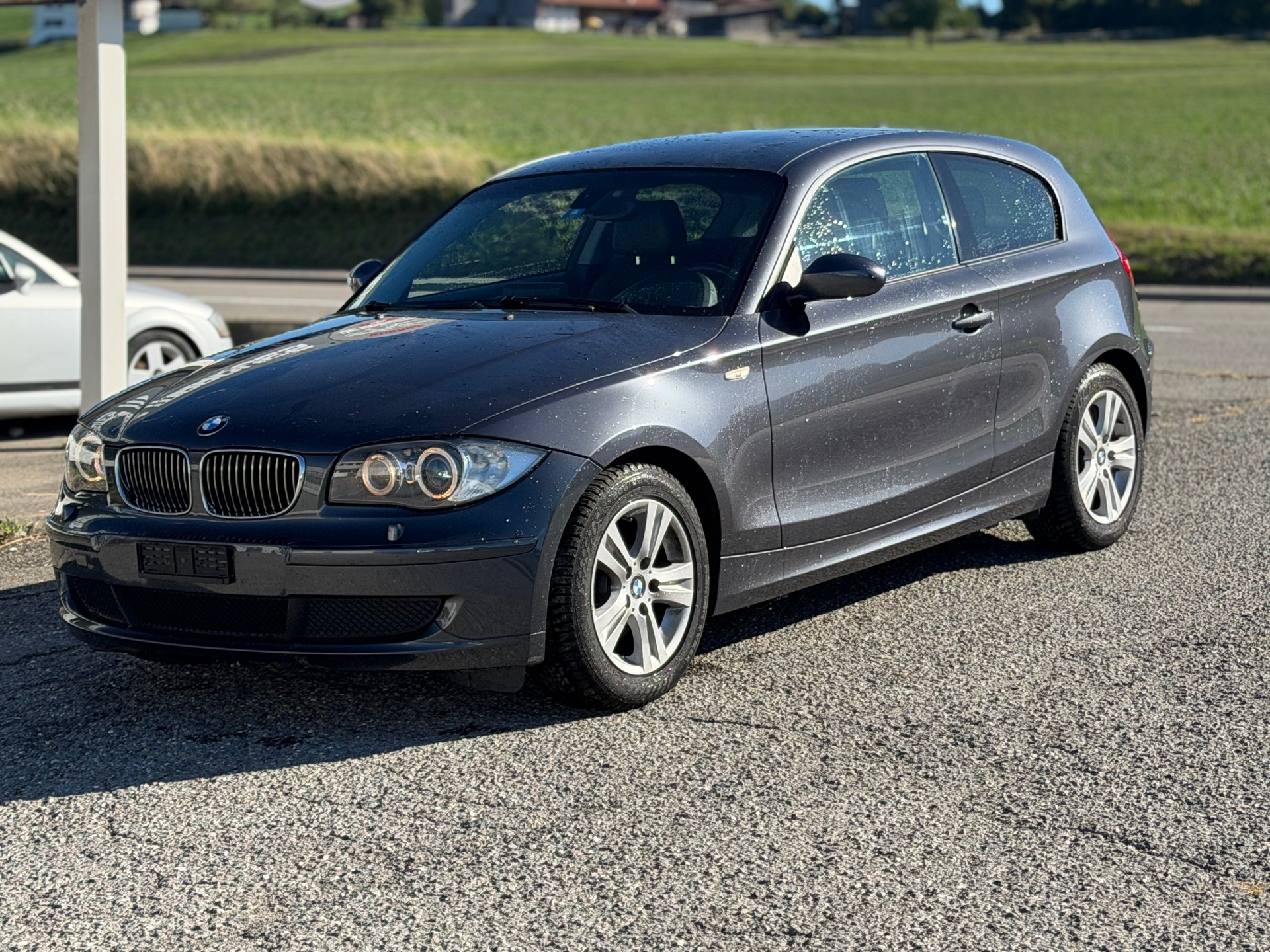 BMW 120i Steptronic-image-2