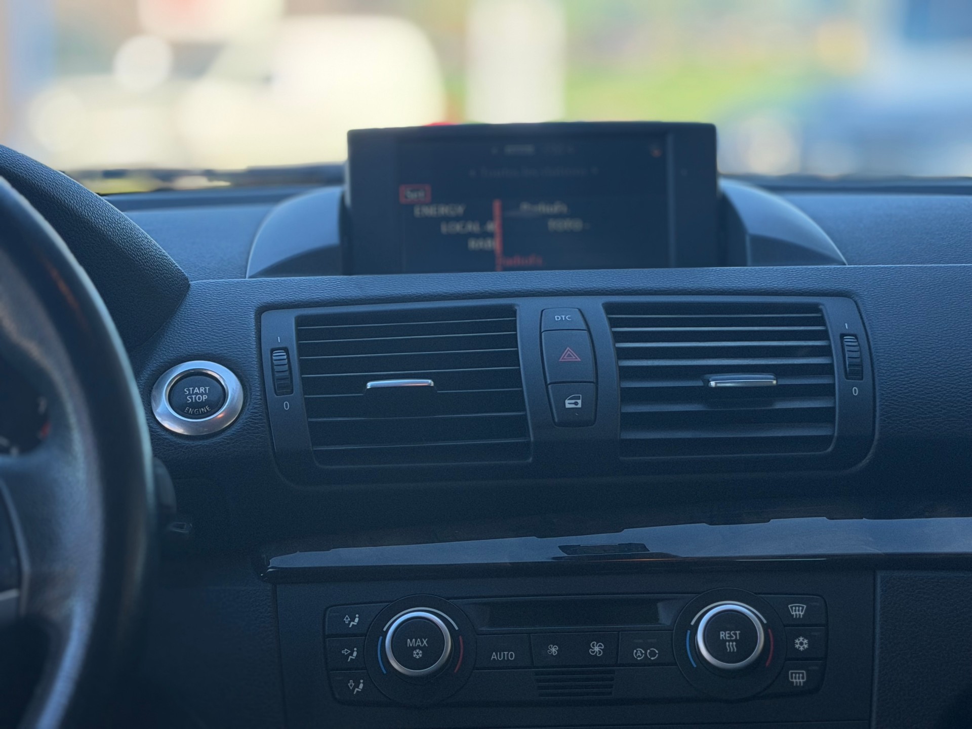 BMW 120i Steptronic-image-10