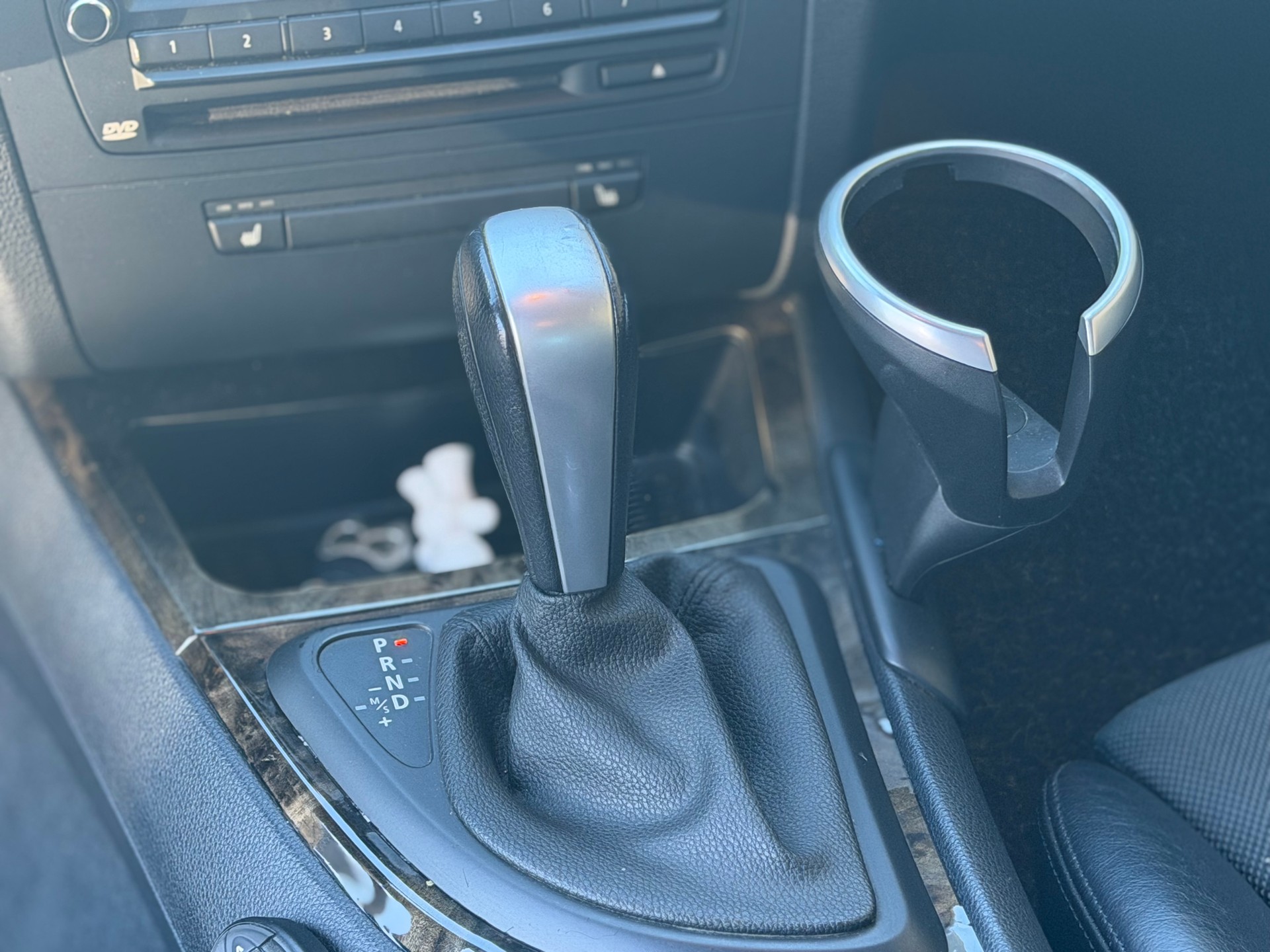 BMW 120i Steptronic-image-12