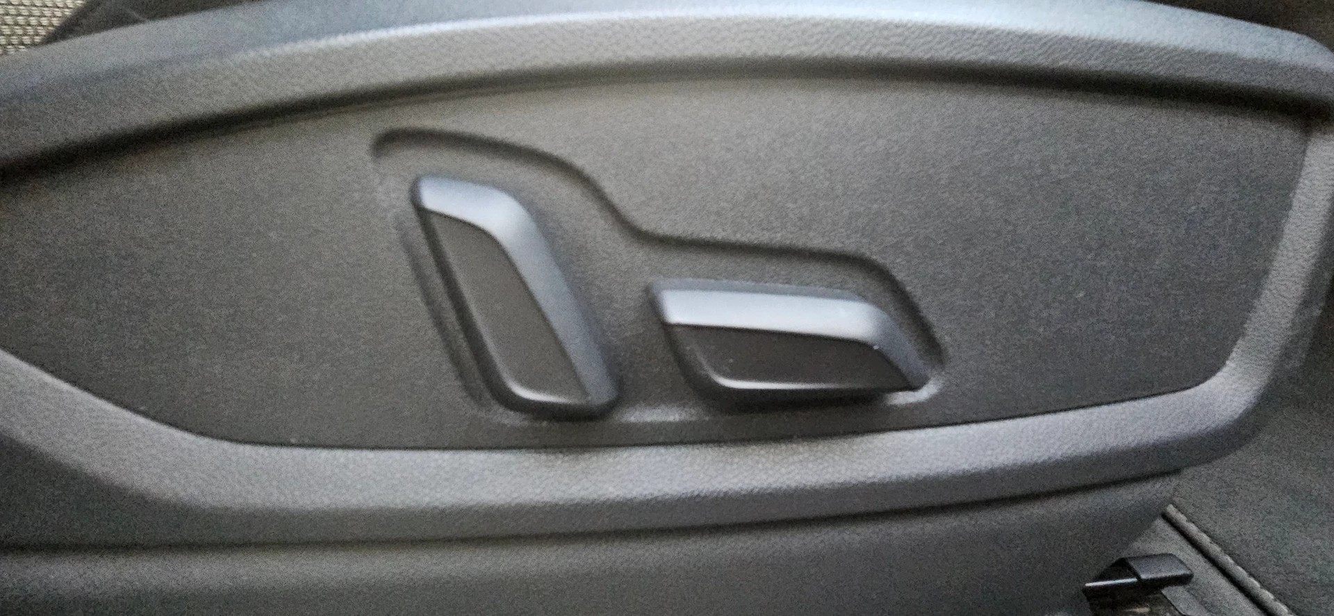 AUDI Q5 3.0 TDI sport quattro tiptronic-image-14