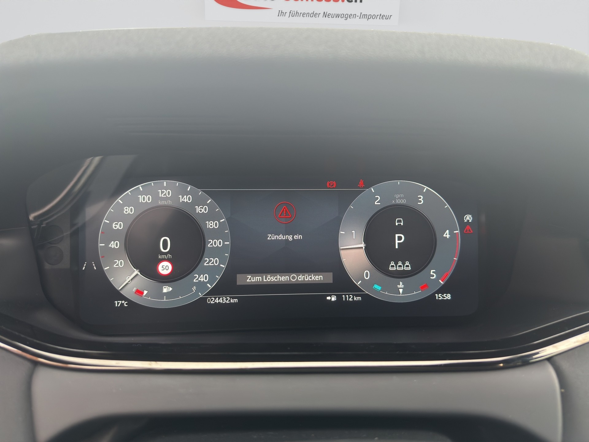 LAND ROVER Range Rover Evoque D 200 AWD SE MHEV AT9 Bi-Color-image-10