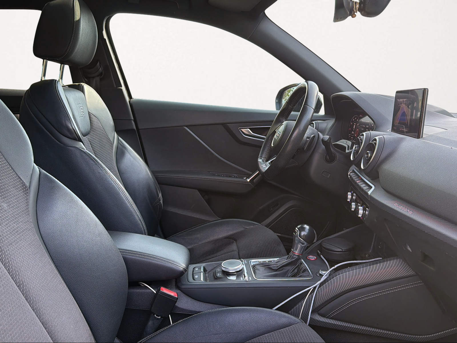 AUDI SQ2 TFSI quattro S-tronic-image-5