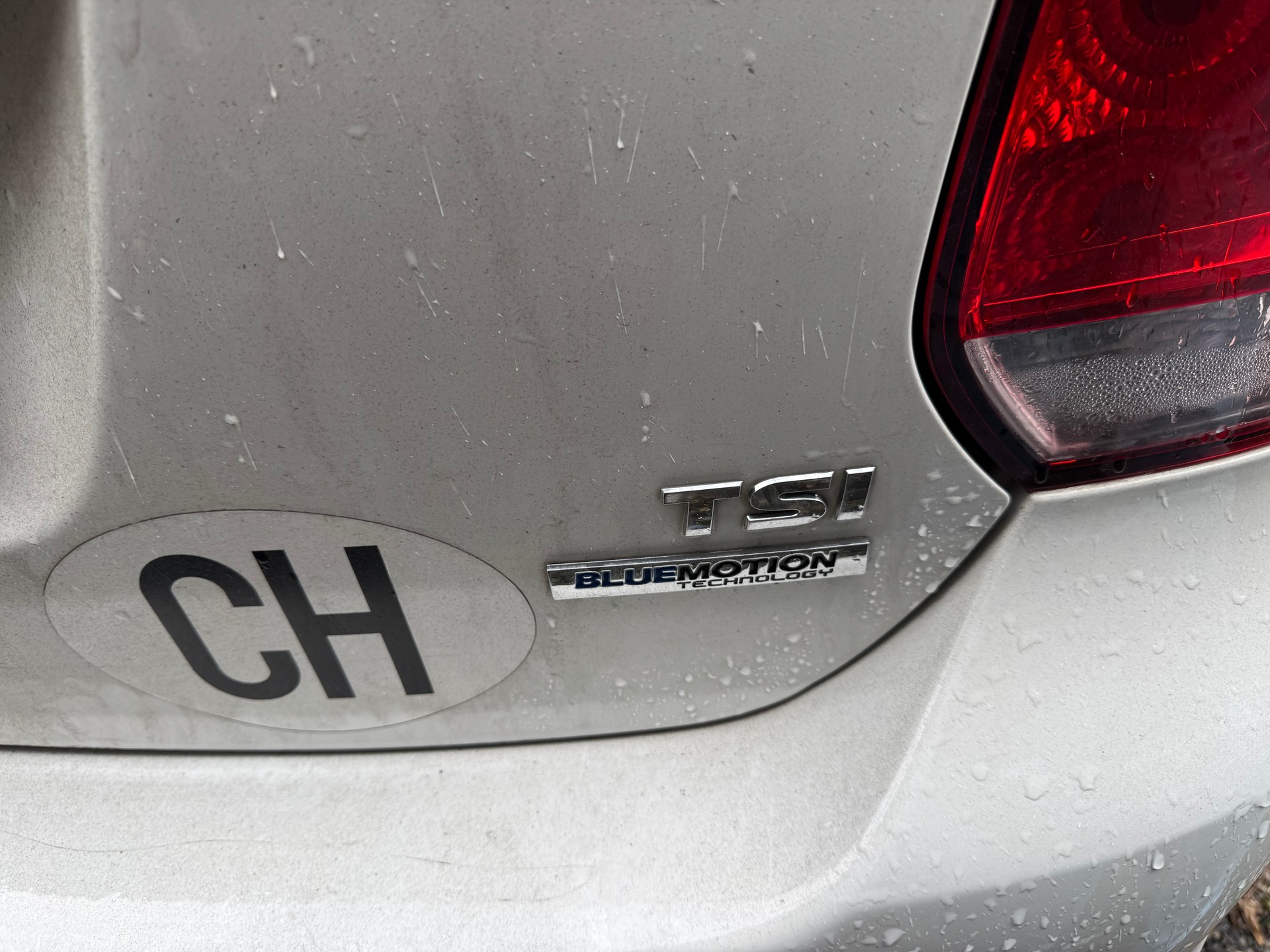 VW Golf Variant 1.2 TSI BlueMotion Technology Team-image-5