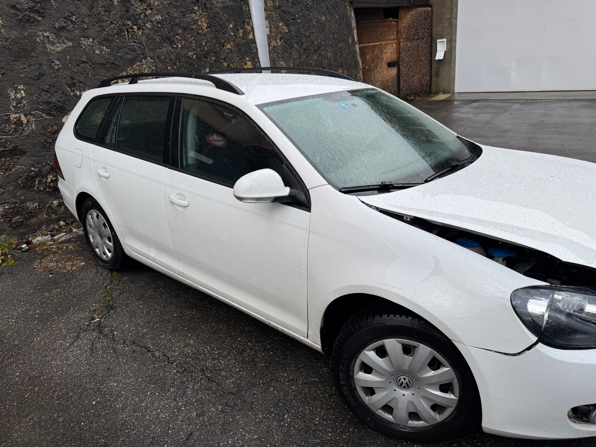 VW Golf Variant 1.2 TSI BlueMotion Technology Team-image-1