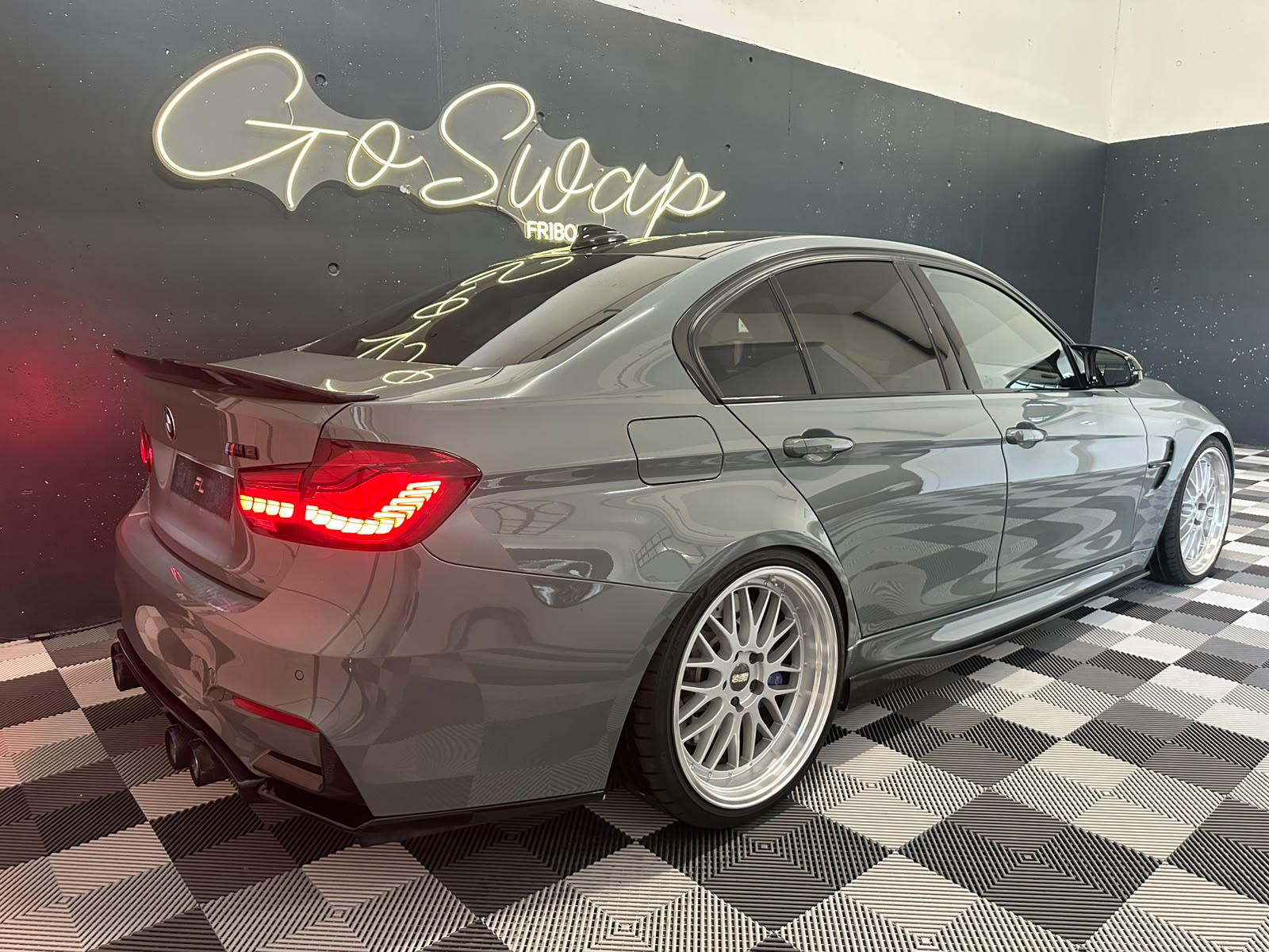 BMW BMW M3 Competition Drivelogic-image-5