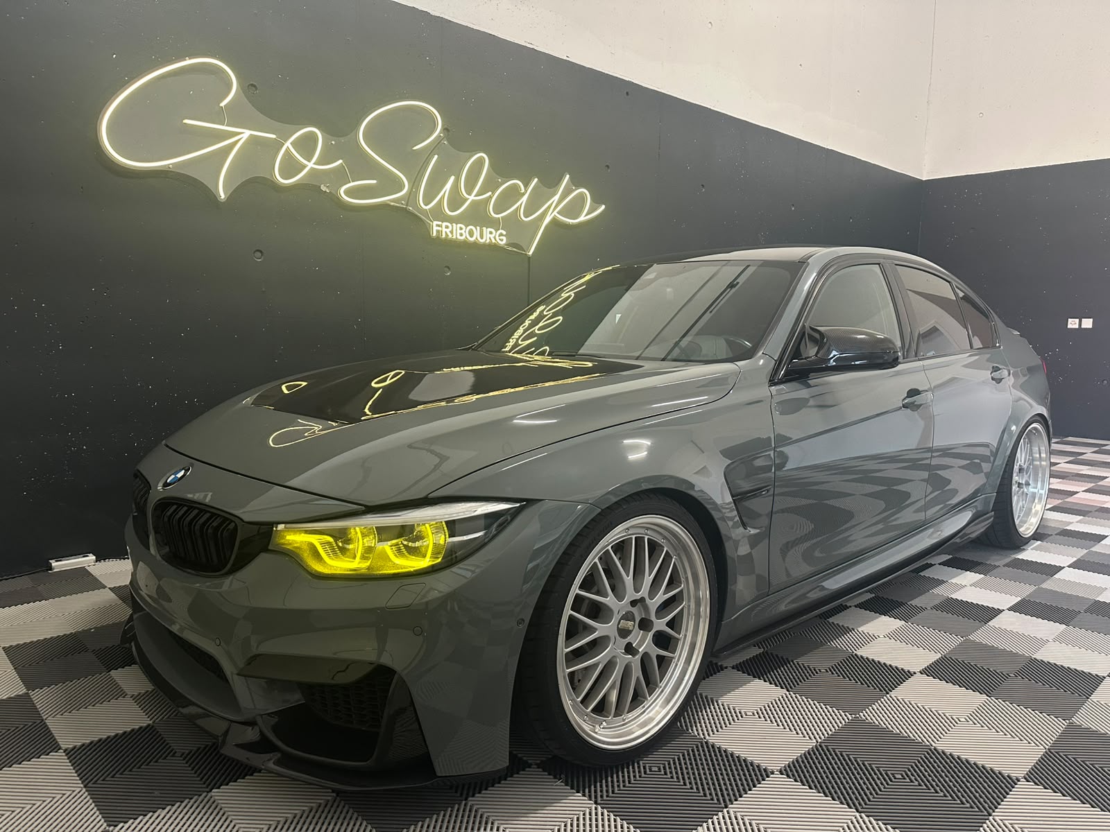 BMW BMW M3 Competition Drivelogic-image-0