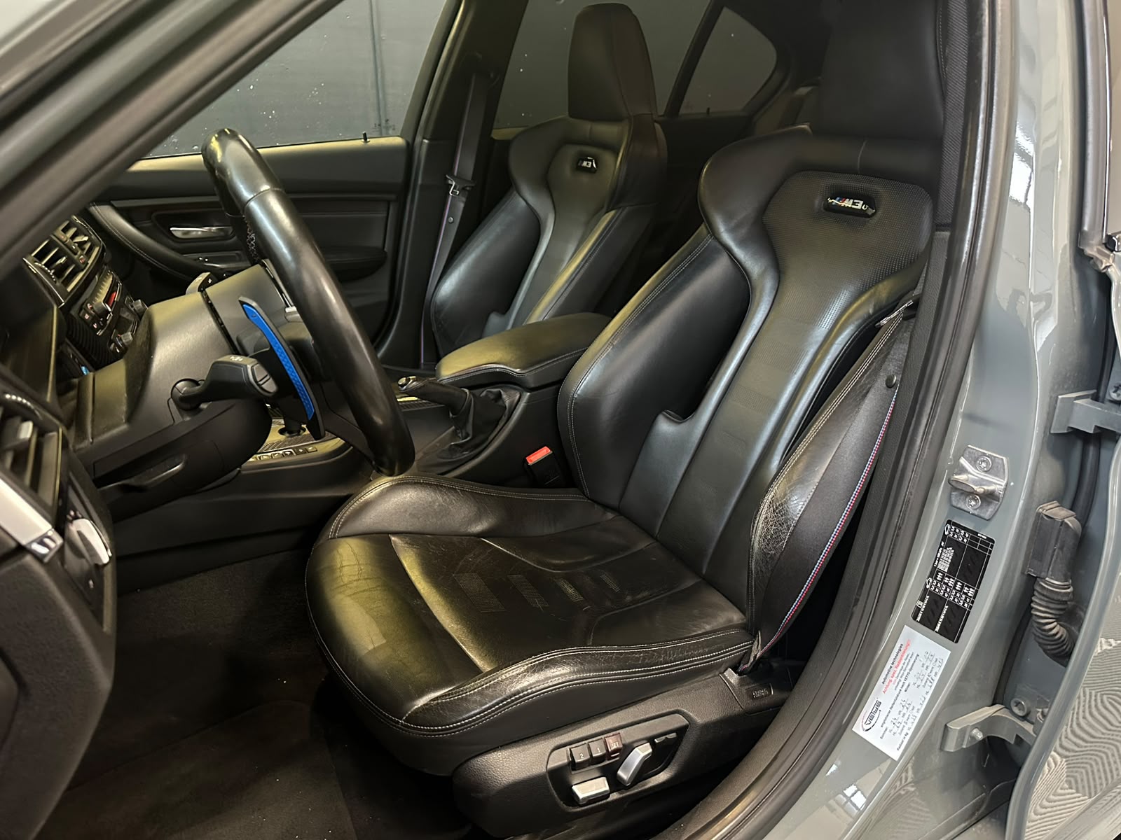 BMW BMW M3 Competition Drivelogic-image-10